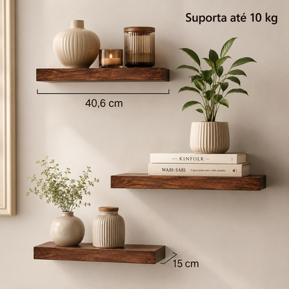 Prateleira de madeira maciça decorando sala ou escritório