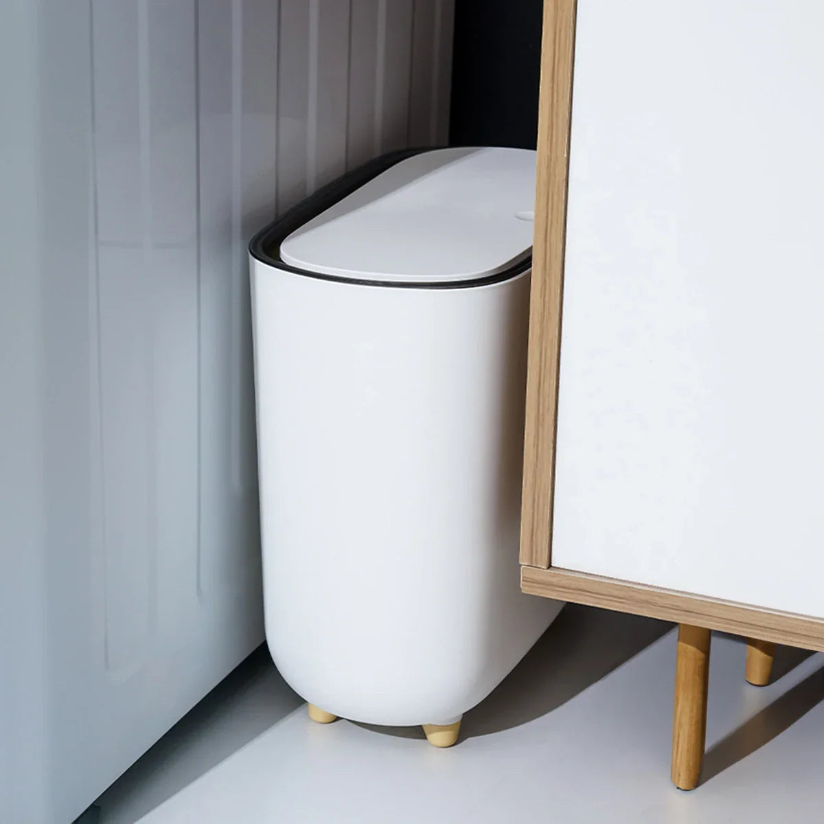 Lixeira Slim Select | Design Moderno para Cozinha e Banheiro