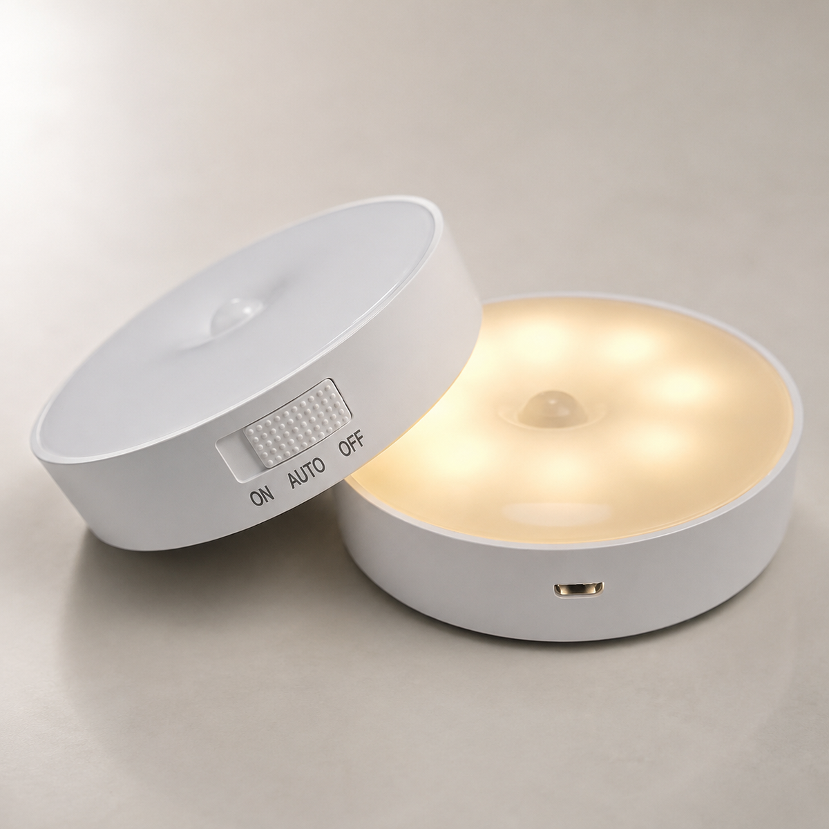 Luz LED com sensor de movimento em tonalidade amarela
